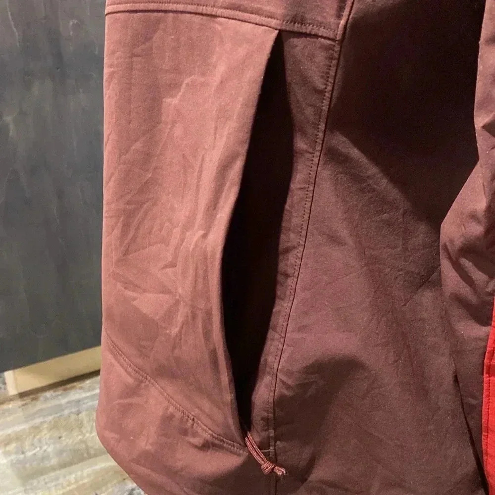 ARC’TERYX |  Light Jacket - Picture 4 of 8